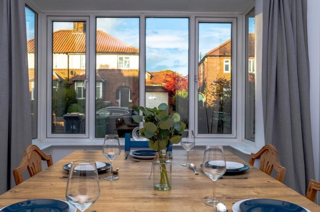 Charming York House- Walking Distance To Town Centreヴィラ エクステリア 写真